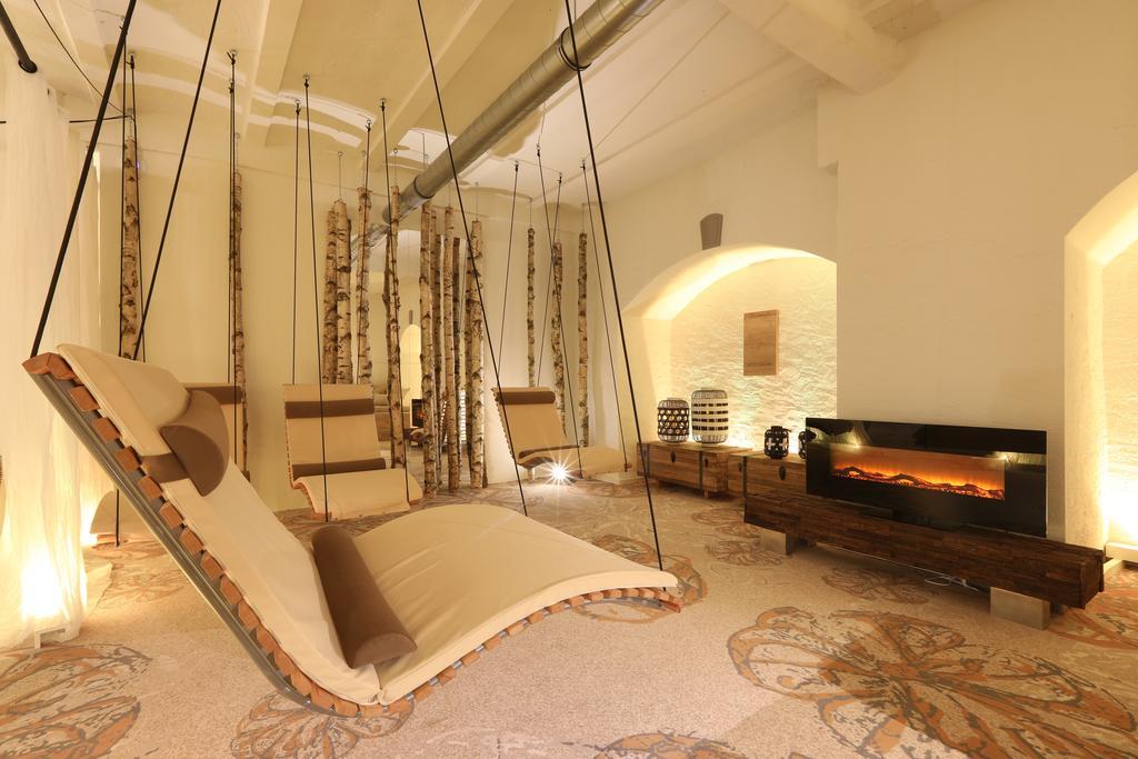 Naegler'S Fine Lounge Hotel โอสตริช-วินเคิล ภายนอก รูปภาพ